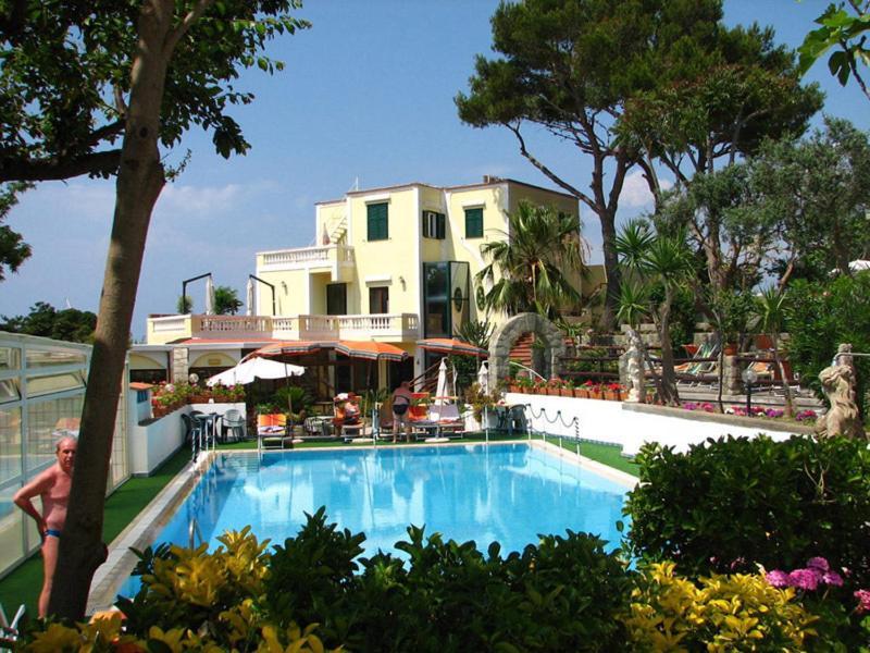 Albergo Villa Hibiscus Forio di Ischia المظهر الخارجي الصورة