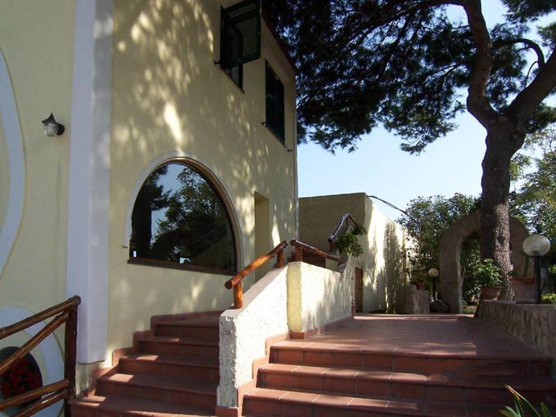 Albergo Villa Hibiscus Forio di Ischia المظهر الخارجي الصورة