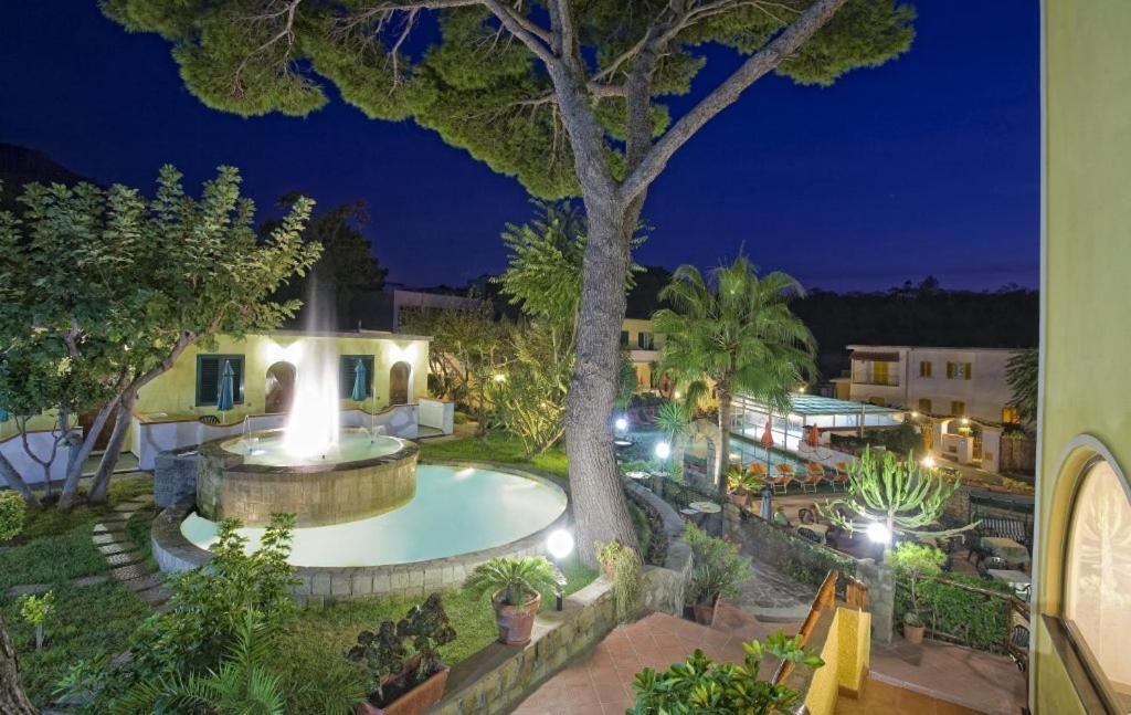 Albergo Villa Hibiscus Forio di Ischia المظهر الخارجي الصورة